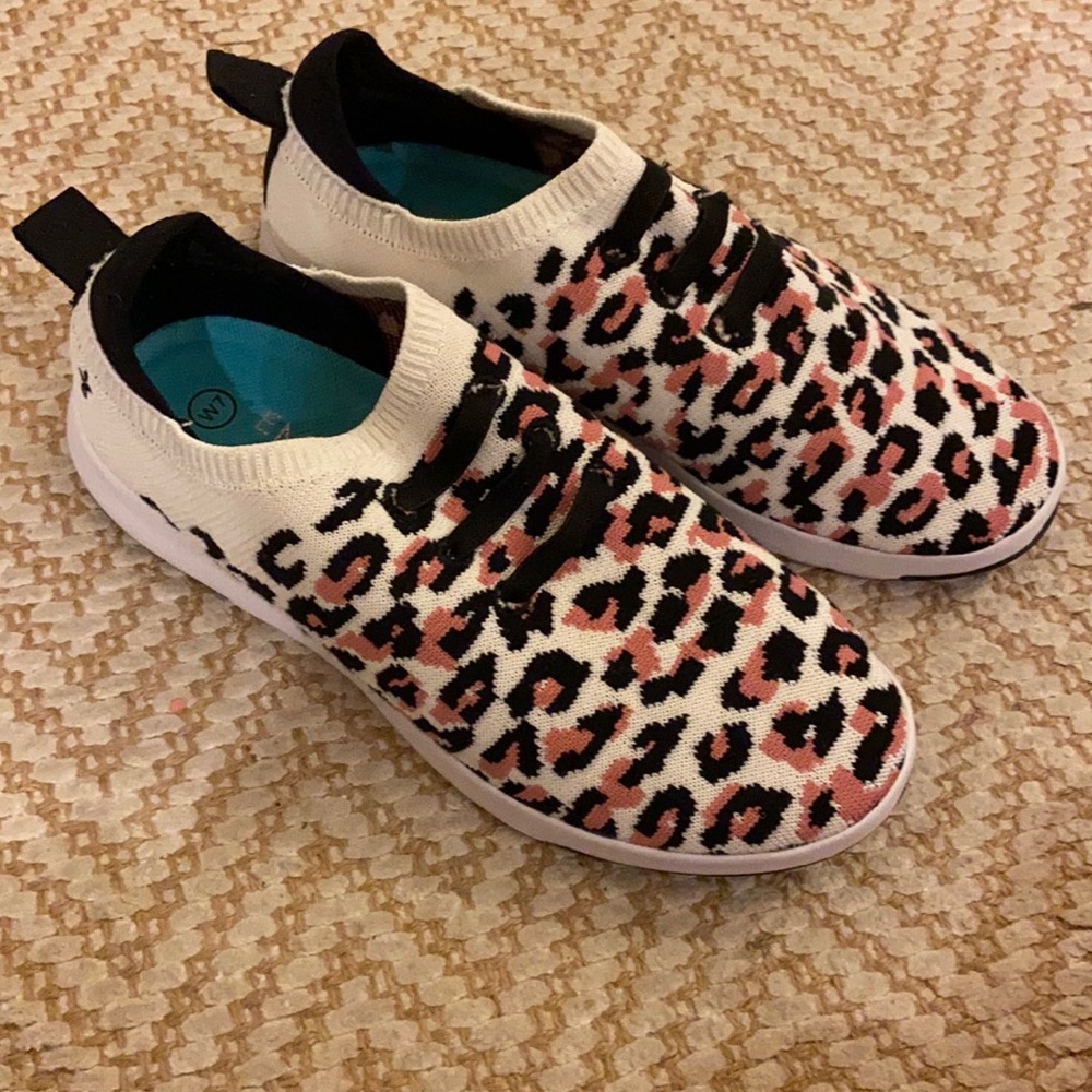 NEW EMU Australia wool Slip On sneakers 7